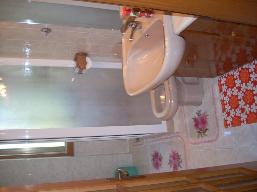 Bed And Breakfast Al Laghetto Basovizza Bagian luar foto